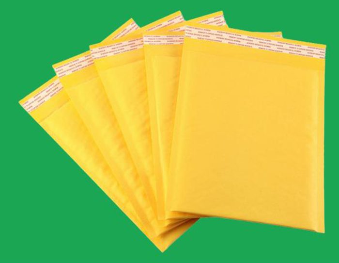 Bubble Mailer Packing Bags Different Specifications Mailers Padded Ship Envelope with Bubbles Mailing Bag Yellow Packaging